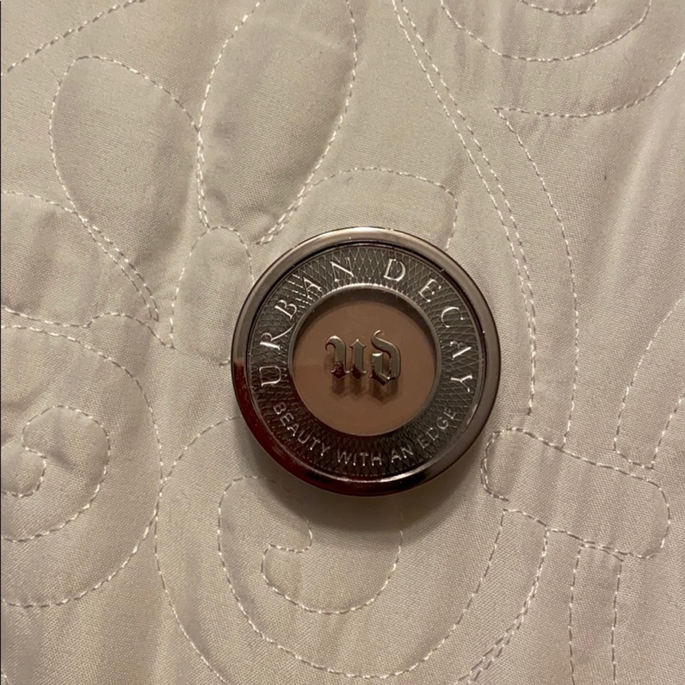 Urban decay LACED eyeshadow. No box